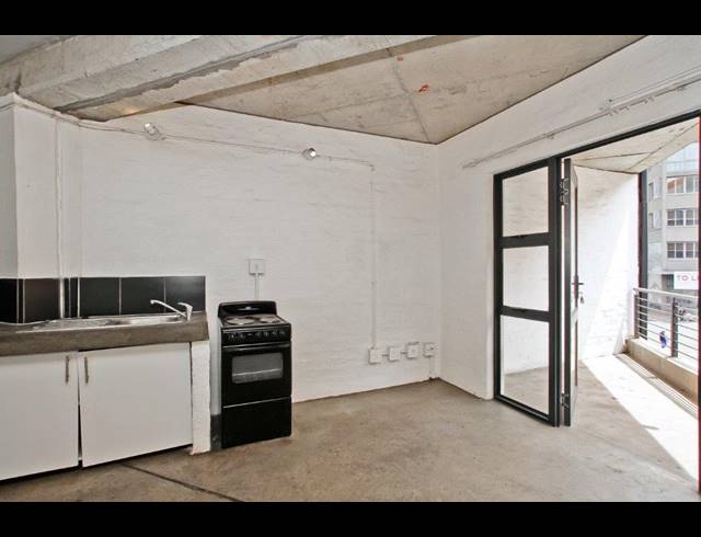 0.5 BEDROOM APARTMENT FOR SALE IN MABONENG